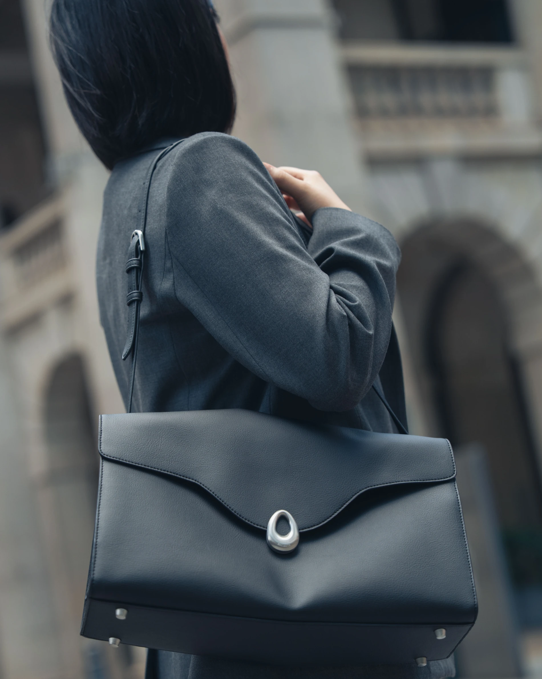 Karen with Limina Midnight