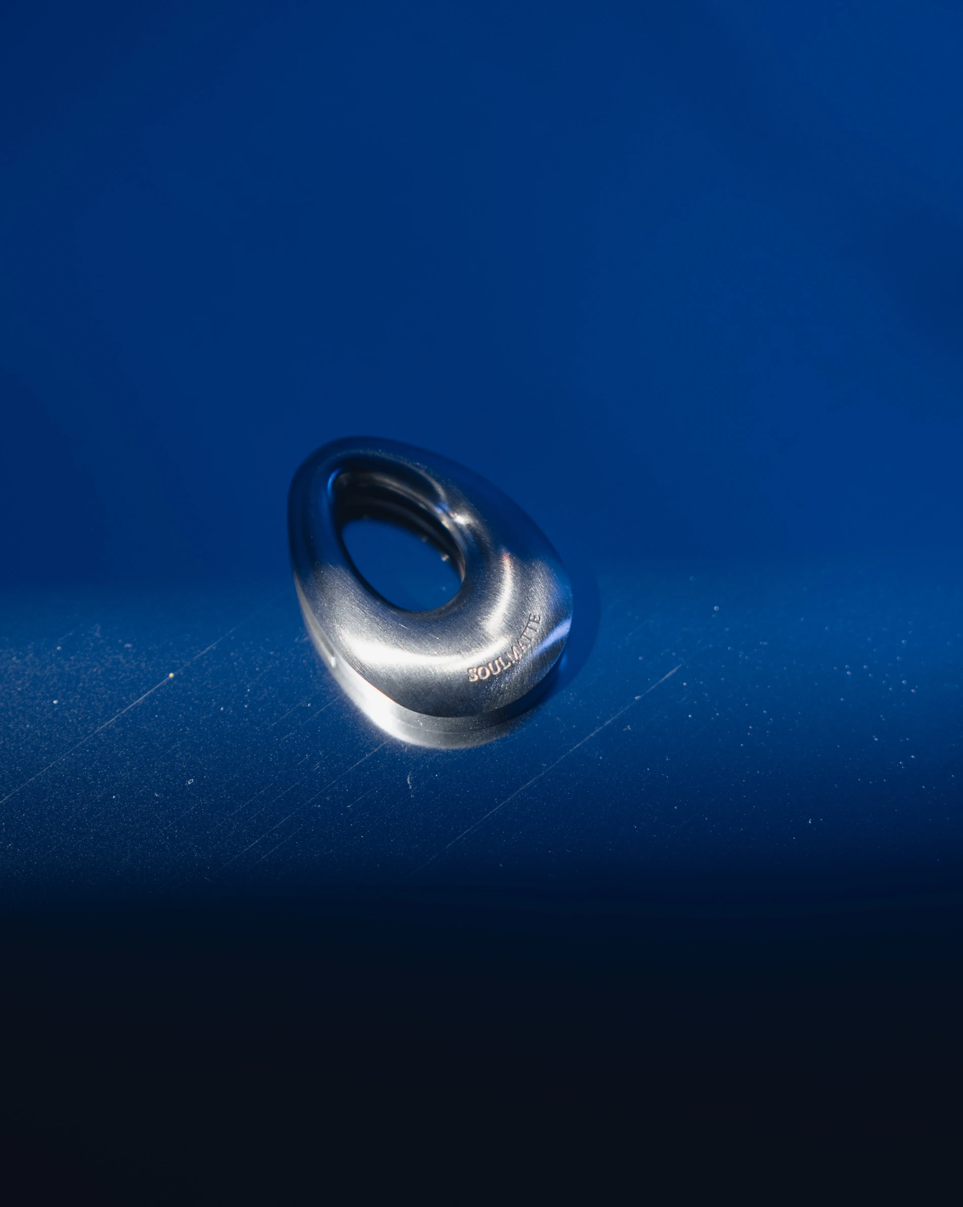 Limina Waterdrop Clasp Detail
